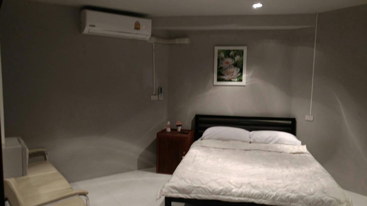 Pk Hostel Ayutthaya Exteriér fotografie