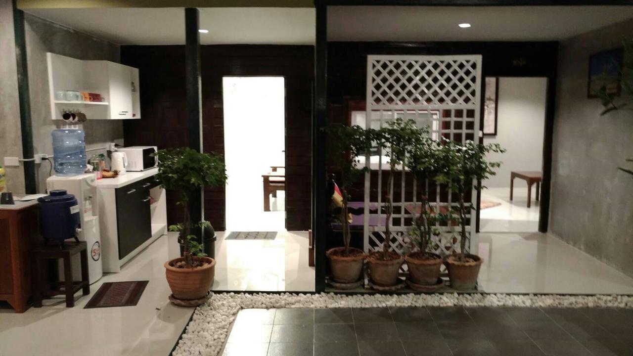 Pk Hostel Ayutthaya Exteriér fotografie