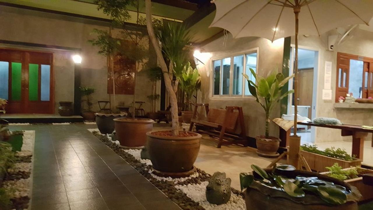 Pk Hostel Ayutthaya Exteriér fotografie